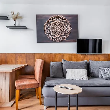 아파트 Alpine Escape With Kitzsteinhorn View 카프룬